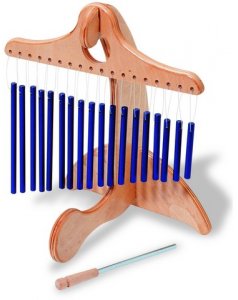 cortina de 18 tubos con soporte de madera