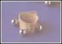 mu�equera con 3 cascabeles de piel