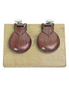 casta�uelas sobre tabla